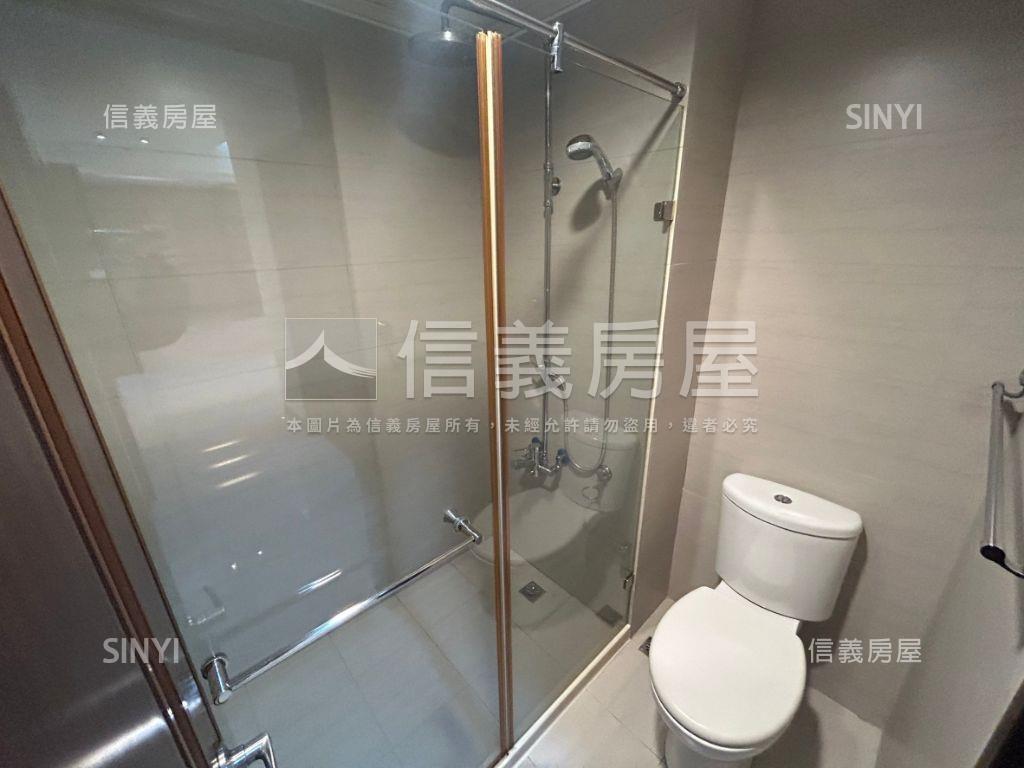 西區高樓四房平車面河畔房屋室內格局與周邊環境