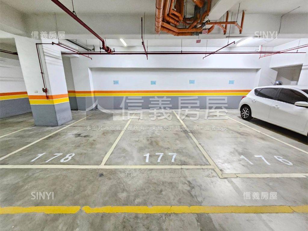 西區高樓四房平車面河畔房屋室內格局與周邊環境