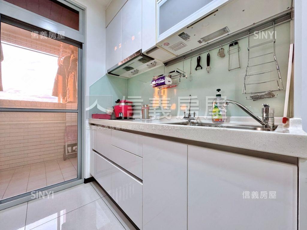誠意出售。麗寶高樓層美屋房屋室內格局與周邊環境