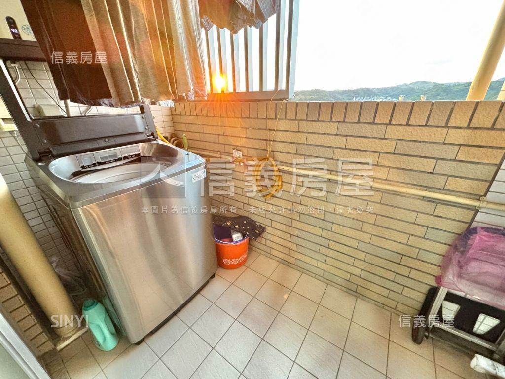 誠意出售。麗寶高樓層美屋房屋室內格局與周邊環境