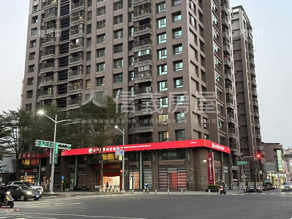 鉑愛悅高鐵商圈２房房屋室內格局與周邊環境