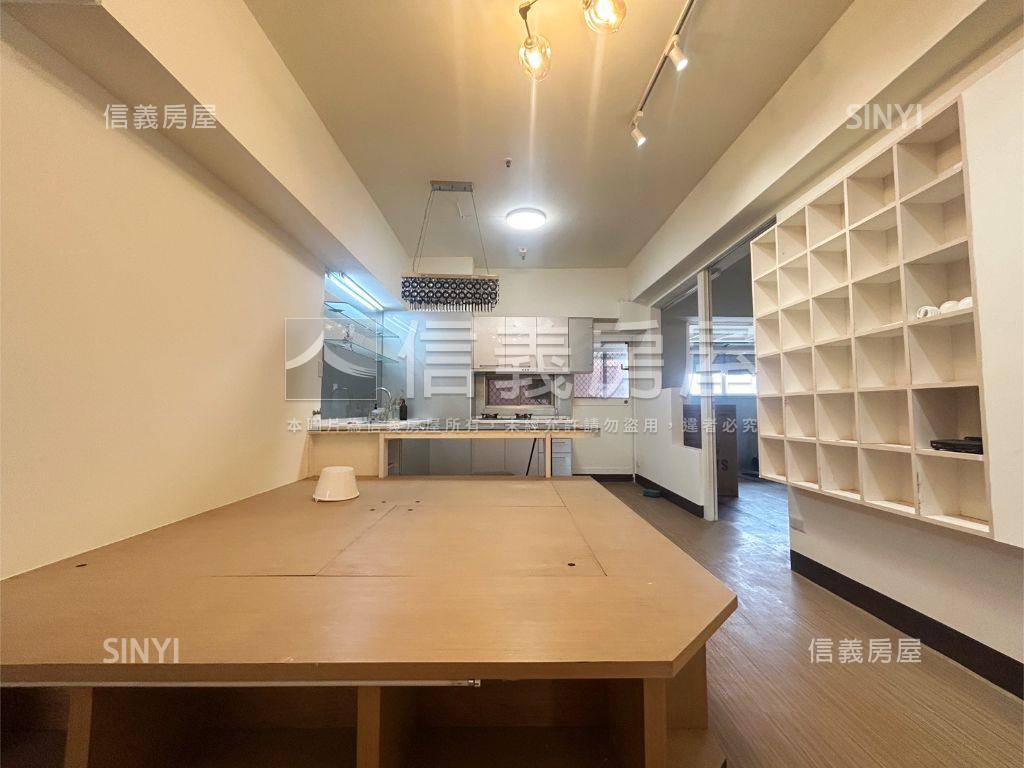 威尼斯面愛河景觀三房房屋室內格局與周邊環境