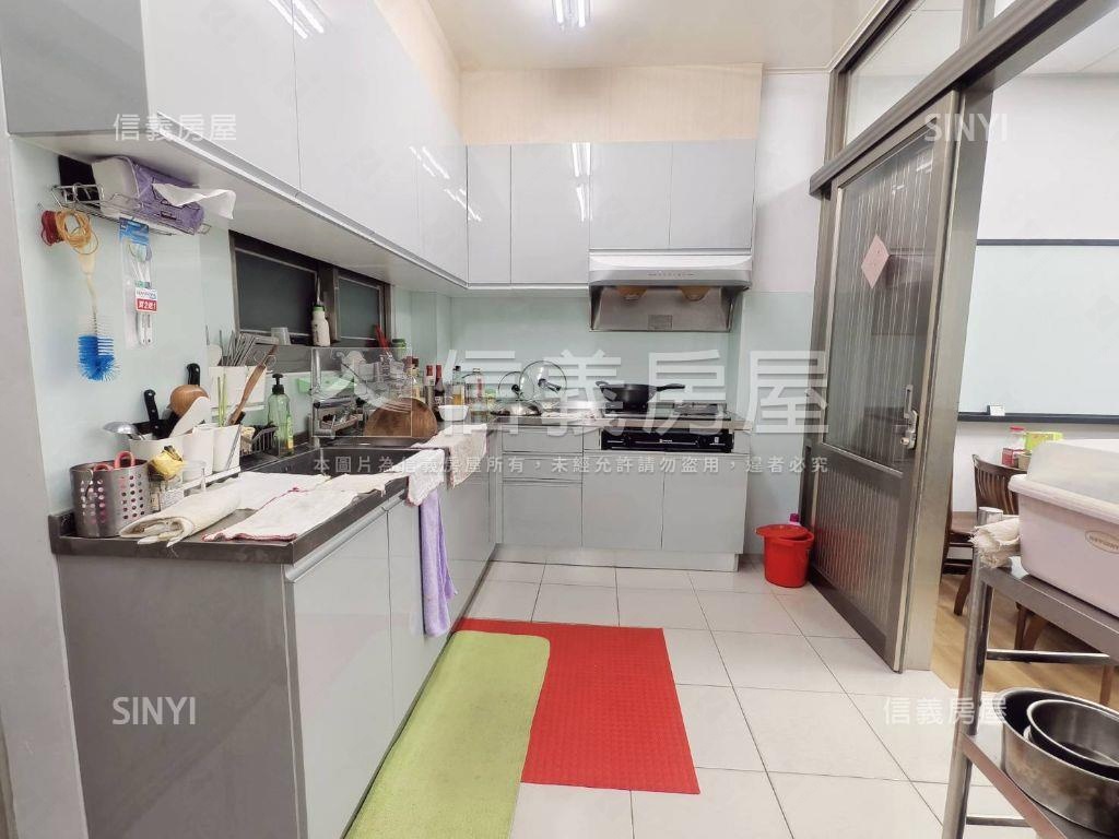 稀有釋出－中正三街好透天房屋室內格局與周邊環境