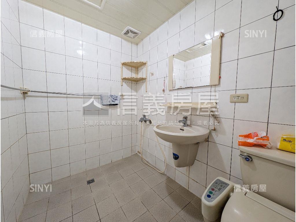 萬隆公館商圈電梯華廈房屋室內格局與周邊環境