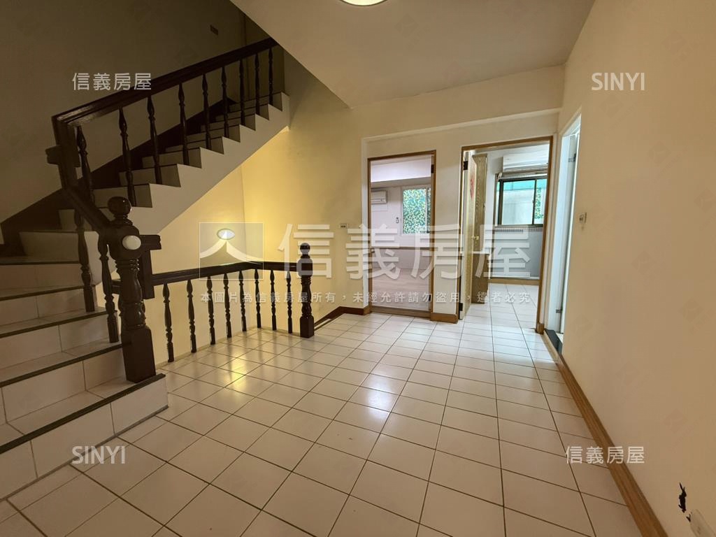 新接。伯爵五代房屋室內格局與周邊環境