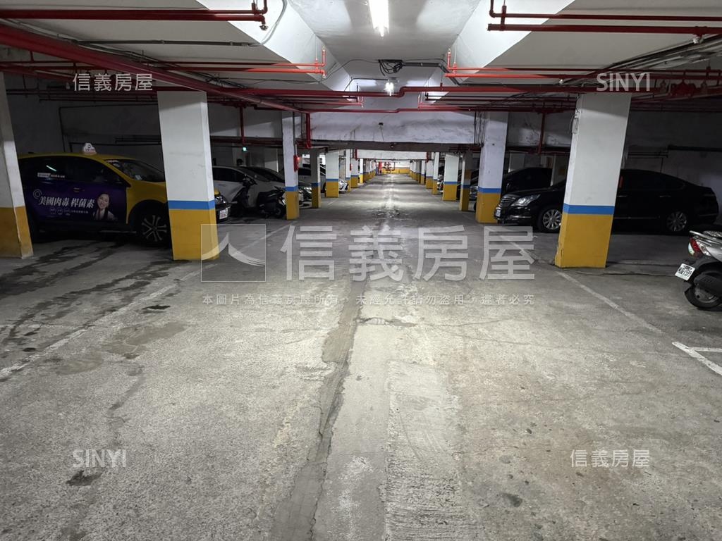 新接。伯爵五代房屋室內格局與周邊環境