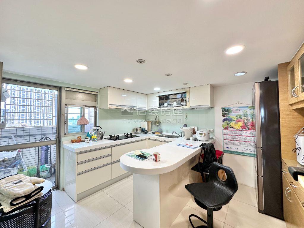 昇陽天廈Ω邊間景觀宅房屋室內格局與周邊環境