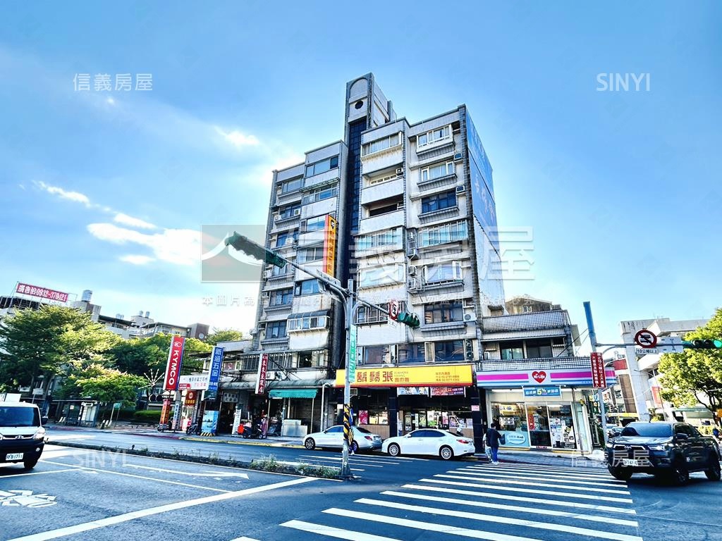 成功大道。方正電梯美宅房屋室內格局與周邊環境