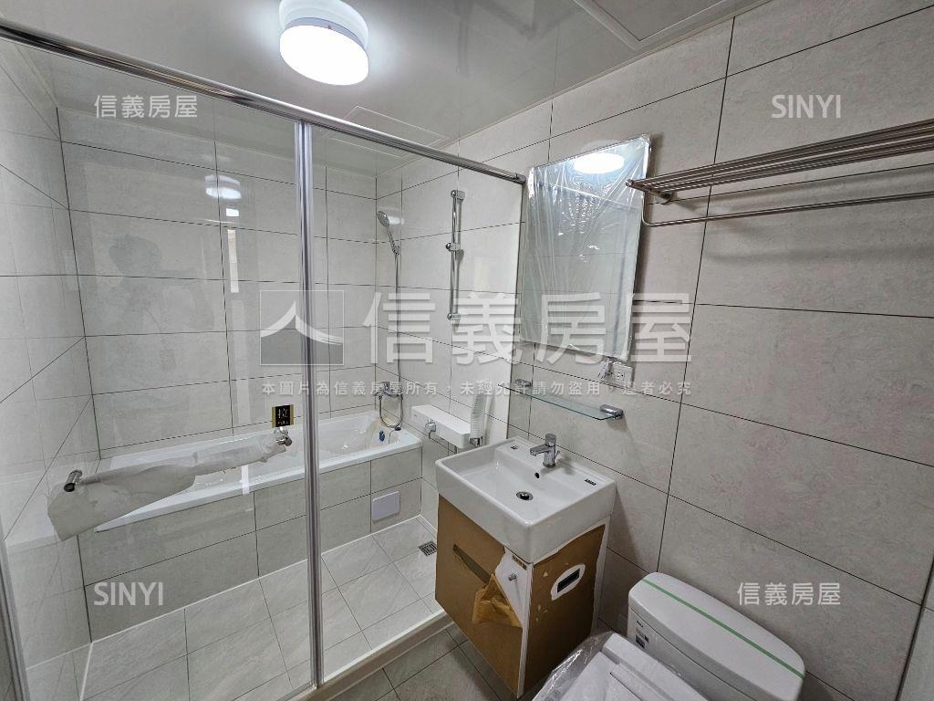 全新落成》偉鉅菁品三房房屋室內格局與周邊環境