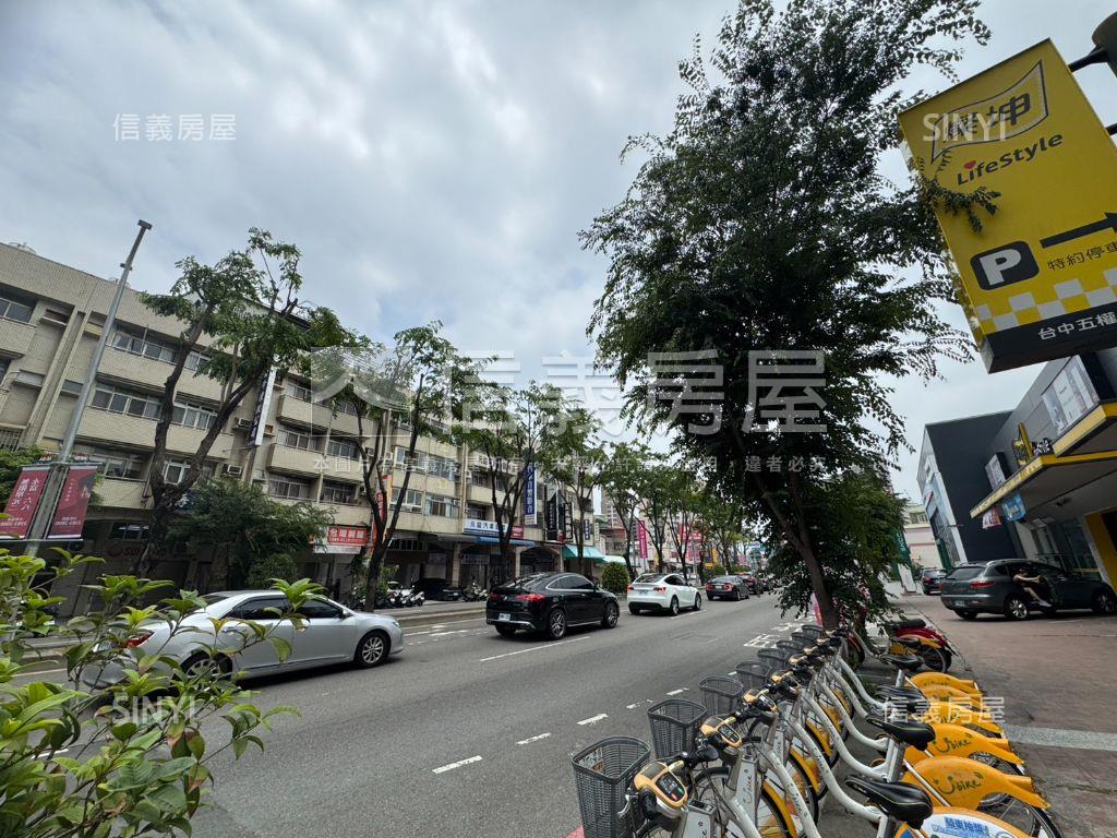 五權西路透天店面房屋室內格局與周邊環境