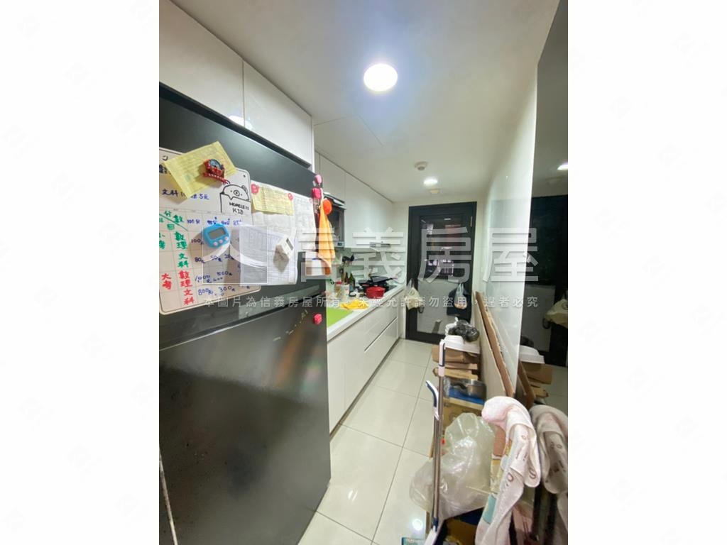 櫻花青上森三房平車房屋室內格局與周邊環境