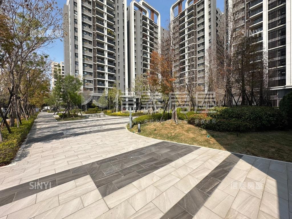 櫻花青上森三房平車房屋室內格局與周邊環境