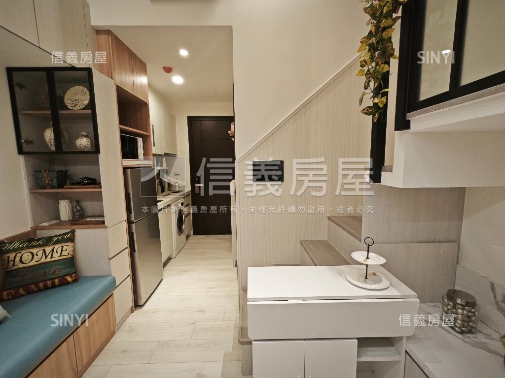 三創鼎爵挑高空間房屋室內格局與周邊環境