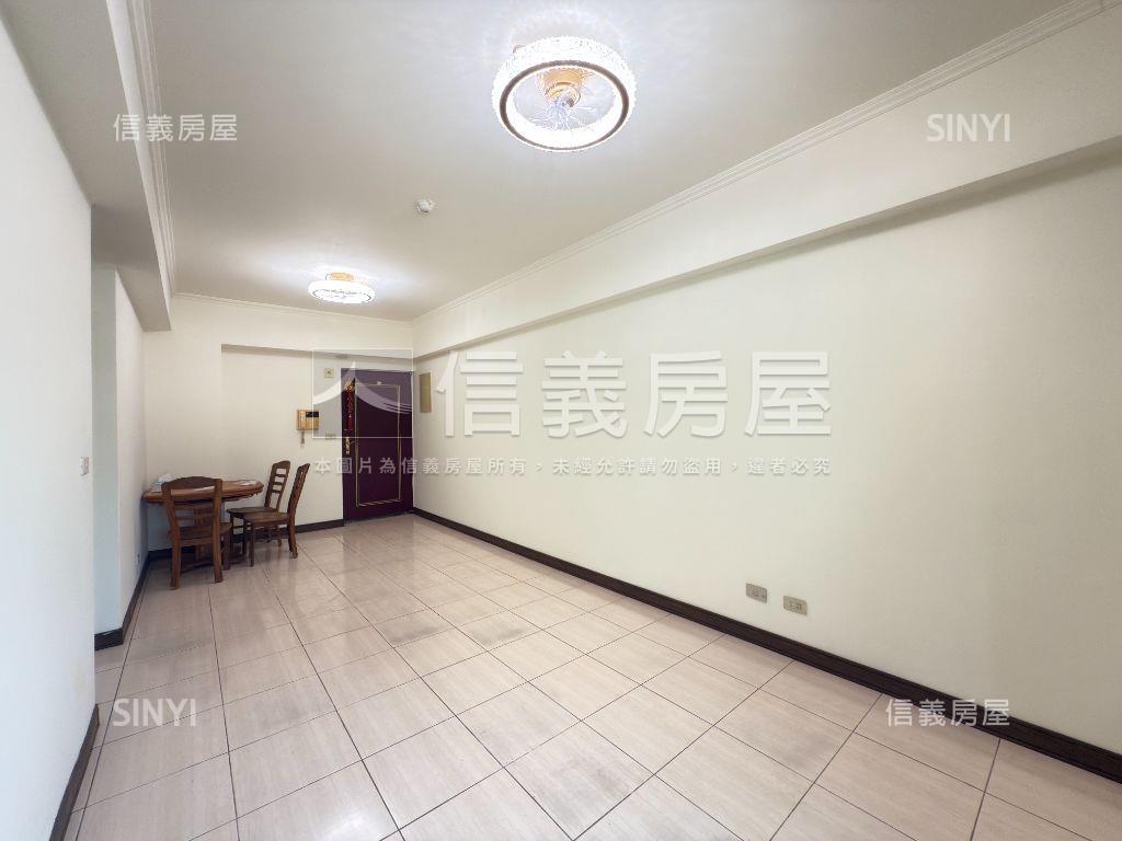 海山龍珠｜頂樓兩房車位房屋室內格局與周邊環境