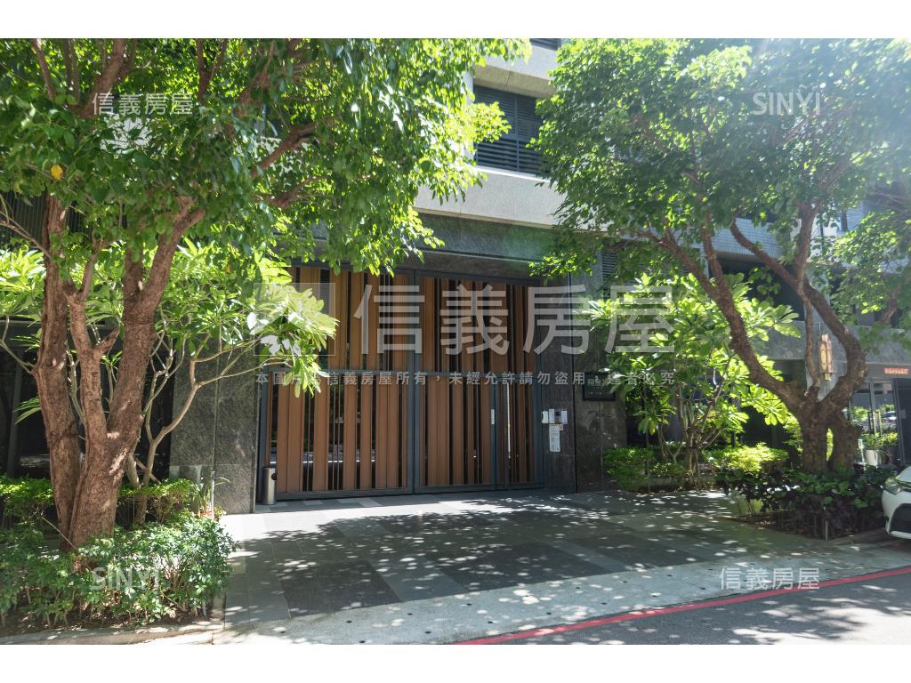 翔譽１７大面寬金店面房屋室內格局與周邊環境