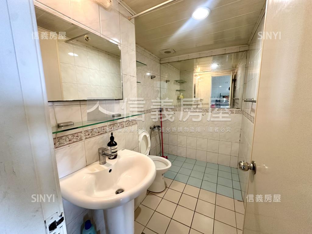 面國圖館視野採光美屋房屋室內格局與周邊環境