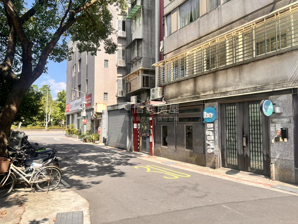 青田大車庫邊間一樓聚所房屋室內格局與周邊環境