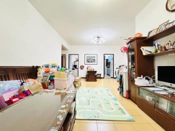 近捷運鄧公路三樓美屋