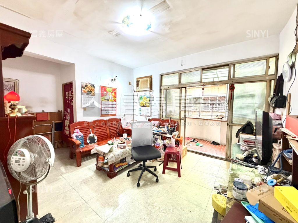 景新靜巷公寓三房房屋室內格局與周邊環境