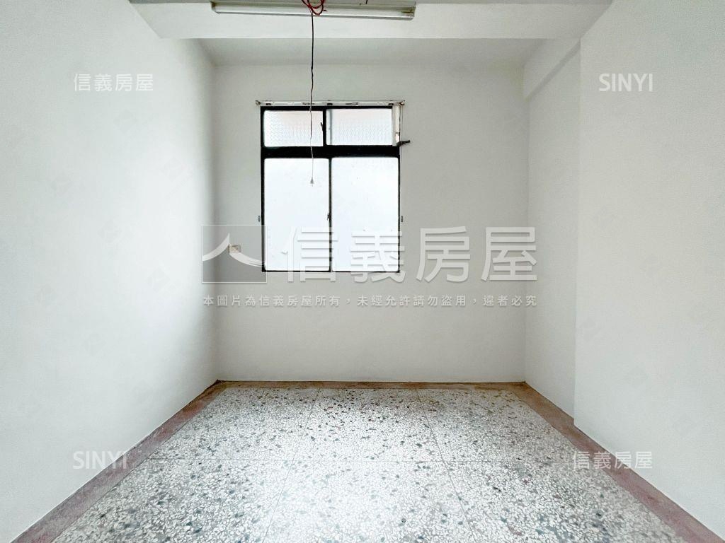 科學園區臨路透天店面房屋室內格局與周邊環境