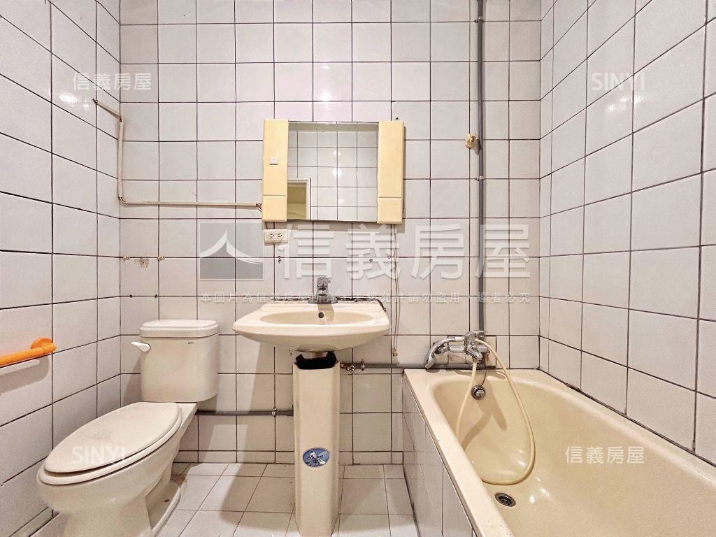 世紀傳家兩房房屋室內格局與周邊環境