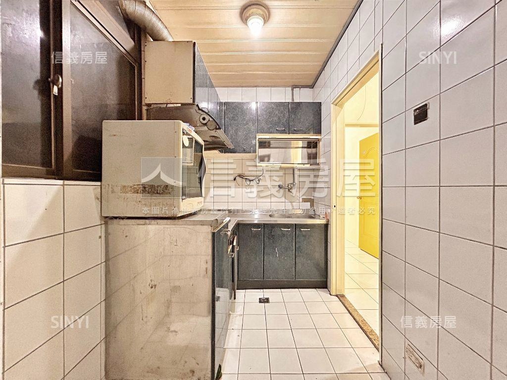 世紀傳家兩房房屋室內格局與周邊環境