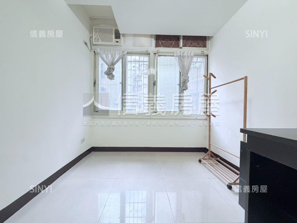 近景平捷運站黃金溫馨二樓房屋室內格局與周邊環境