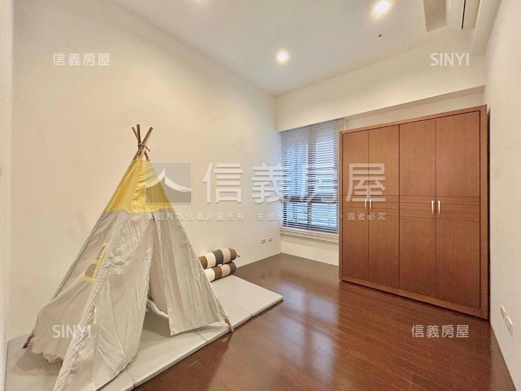 坤山藏馥房屋室內格局與周邊環境