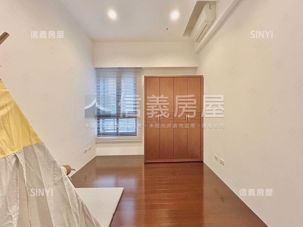 坤山藏馥房屋室內格局與周邊環境