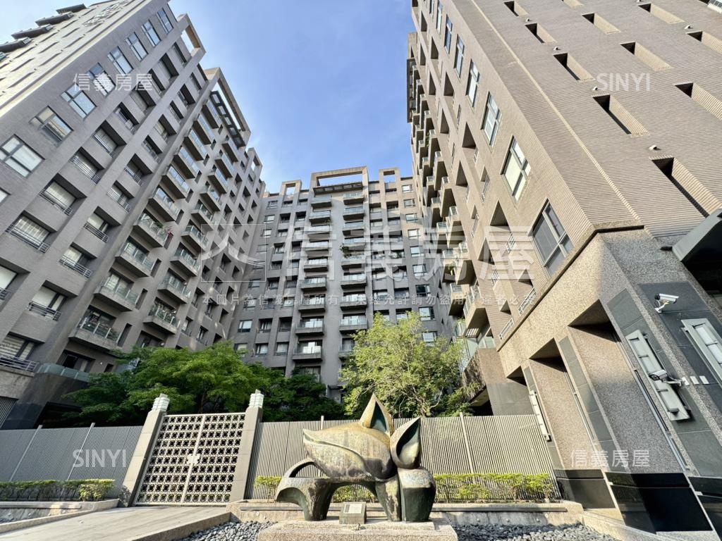 坤山藏馥房屋室內格局與周邊環境