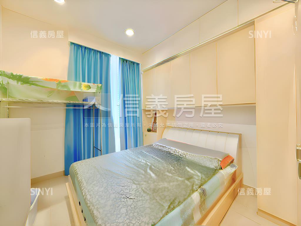 雙衛開窗的三房柱邊車位房屋室內格局與周邊環境