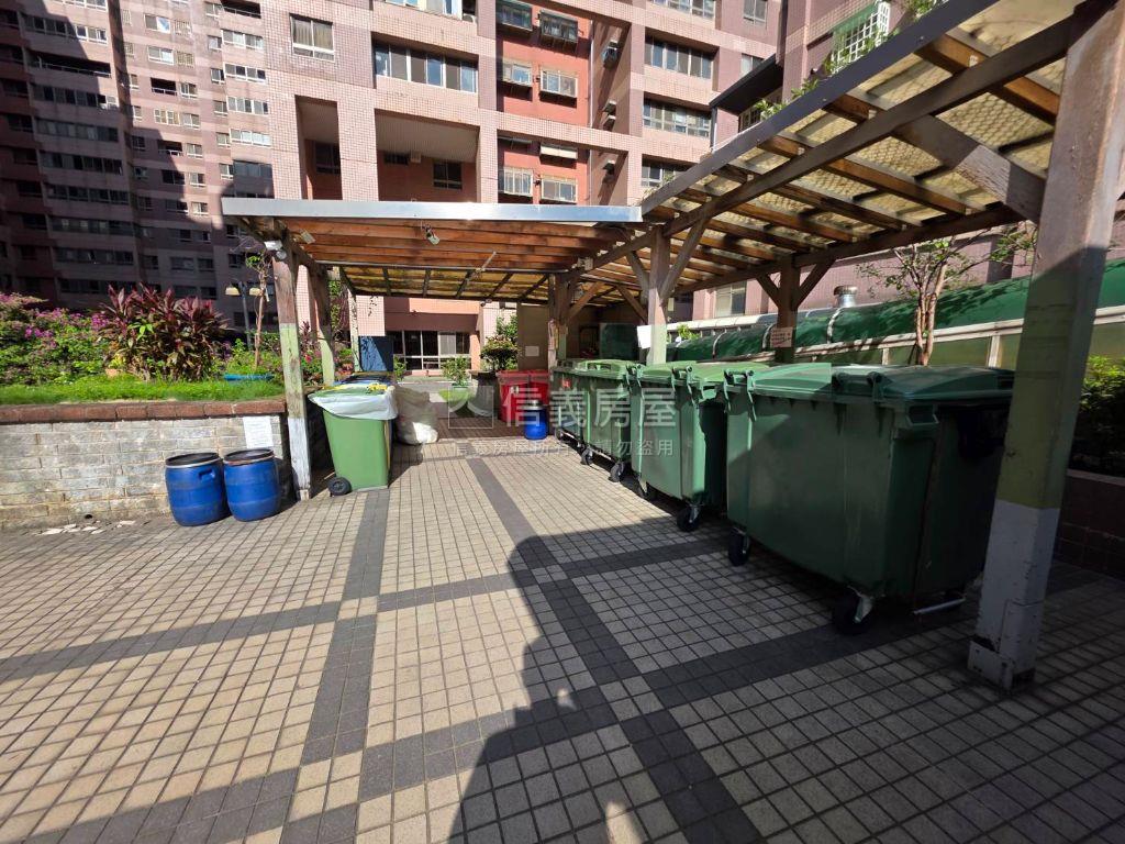 華清社區管理３＋１房車房屋室內格局與周邊環境