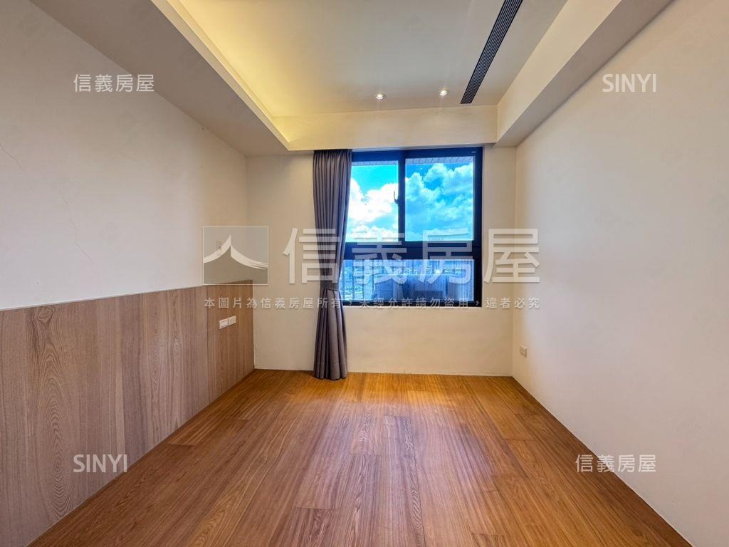 新潤ａ１８面華泰景觀３房房屋室內格局與周邊環境