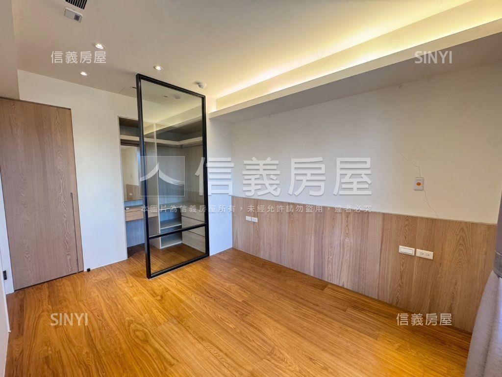 新潤ａ１８面華泰景觀３房房屋室內格局與周邊環境