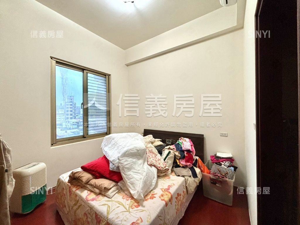 金富天廈Ｉ期●挑高三房房屋室內格局與周邊環境