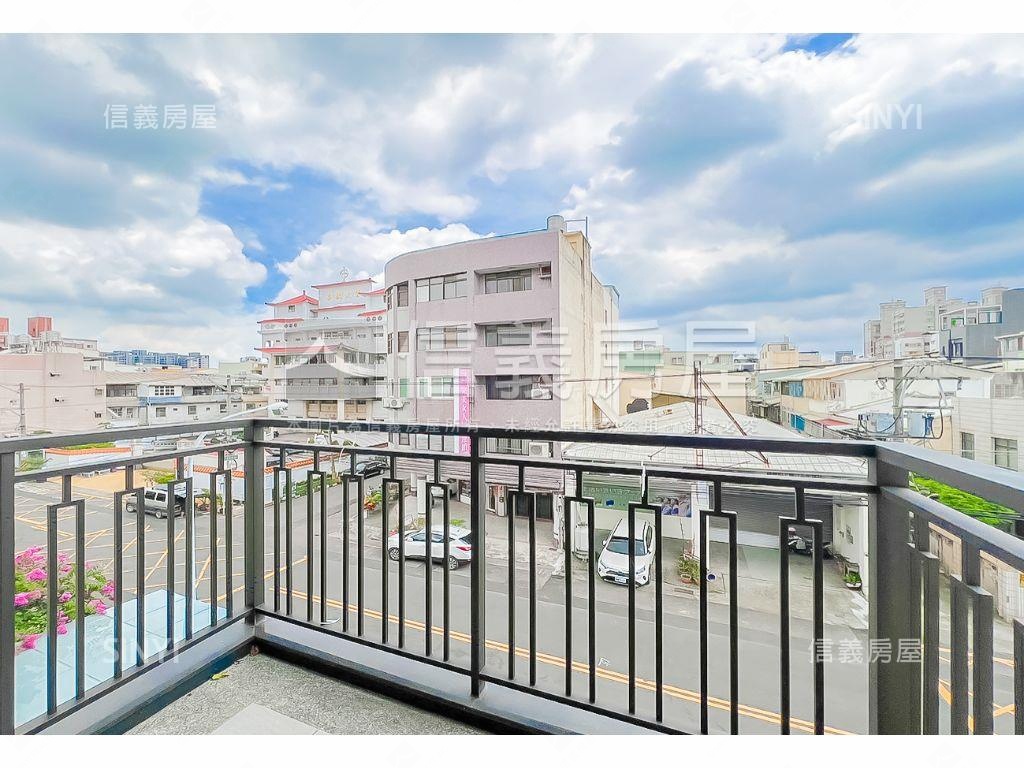 潭子未住臨路套房車庫別墅房屋室內格局與周邊環境