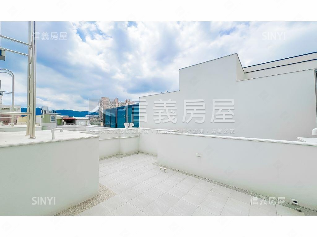 潭子未住臨路套房車庫別墅房屋室內格局與周邊環境