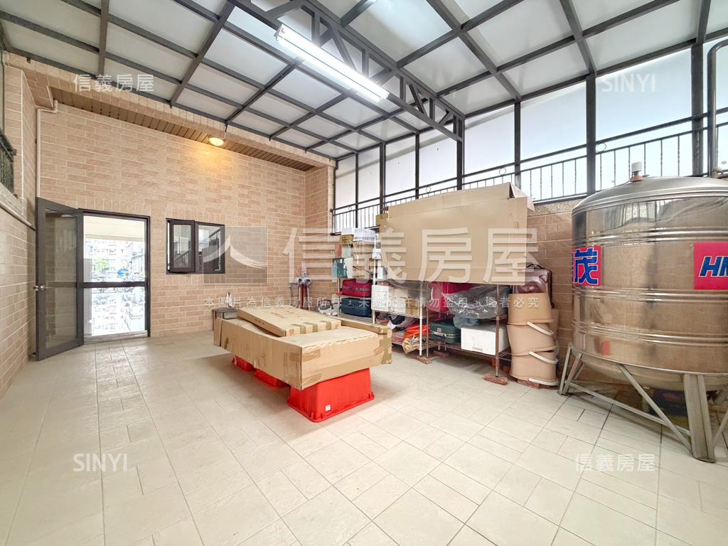 義大醫院旁‧電梯透店房屋室內格局與周邊環境