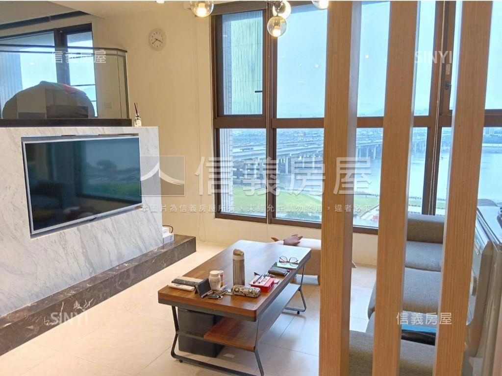 拙石仰沐河景美宅房屋室內格局與周邊環境