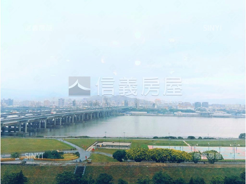 拙石仰沐河景美宅房屋室內格局與周邊環境