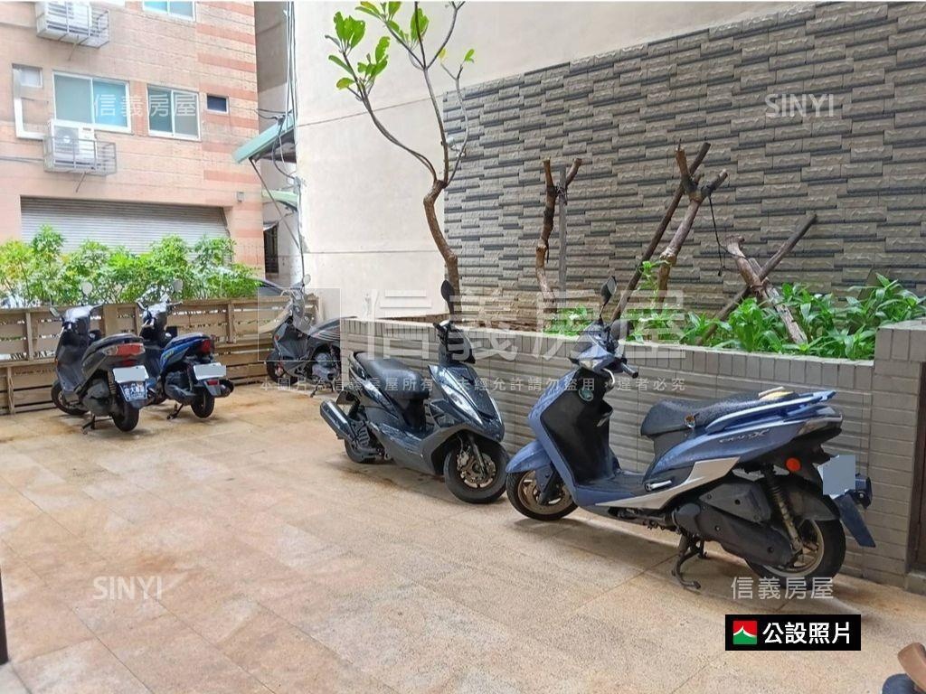 拙石仰沐河景美宅房屋室內格局與周邊環境