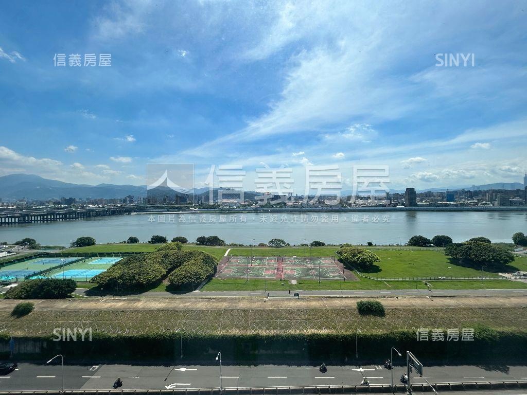 河岸景觀精品美宅附車位房屋室內格局與周邊環境