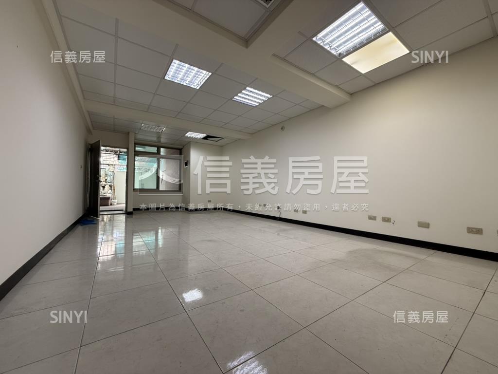 萬隆河畔大器一樓房屋室內格局與周邊環境