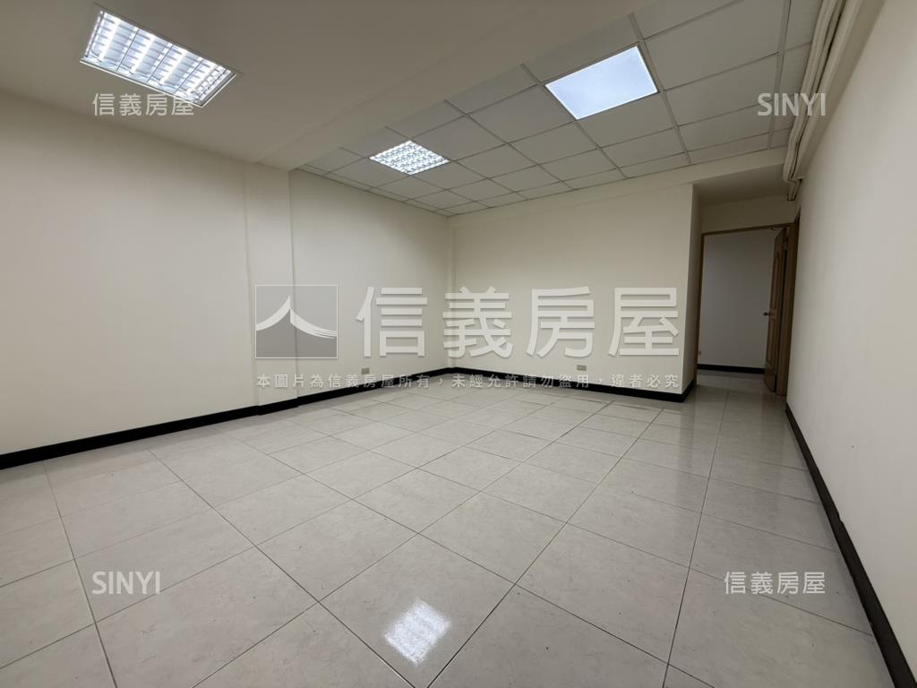 萬隆河畔大器一樓房屋室內格局與周邊環境