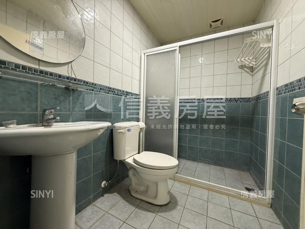 萬隆河畔大器一樓房屋室內格局與周邊環境