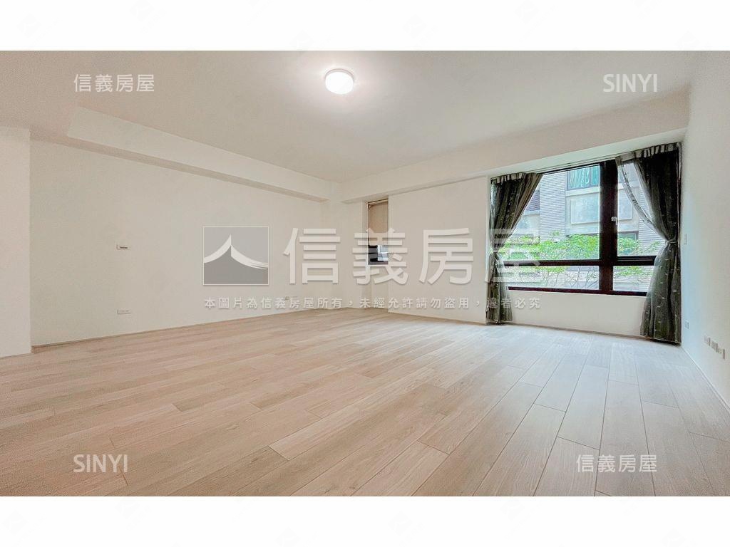 中央公園旁車庫震後別墅房屋室內格局與周邊環境