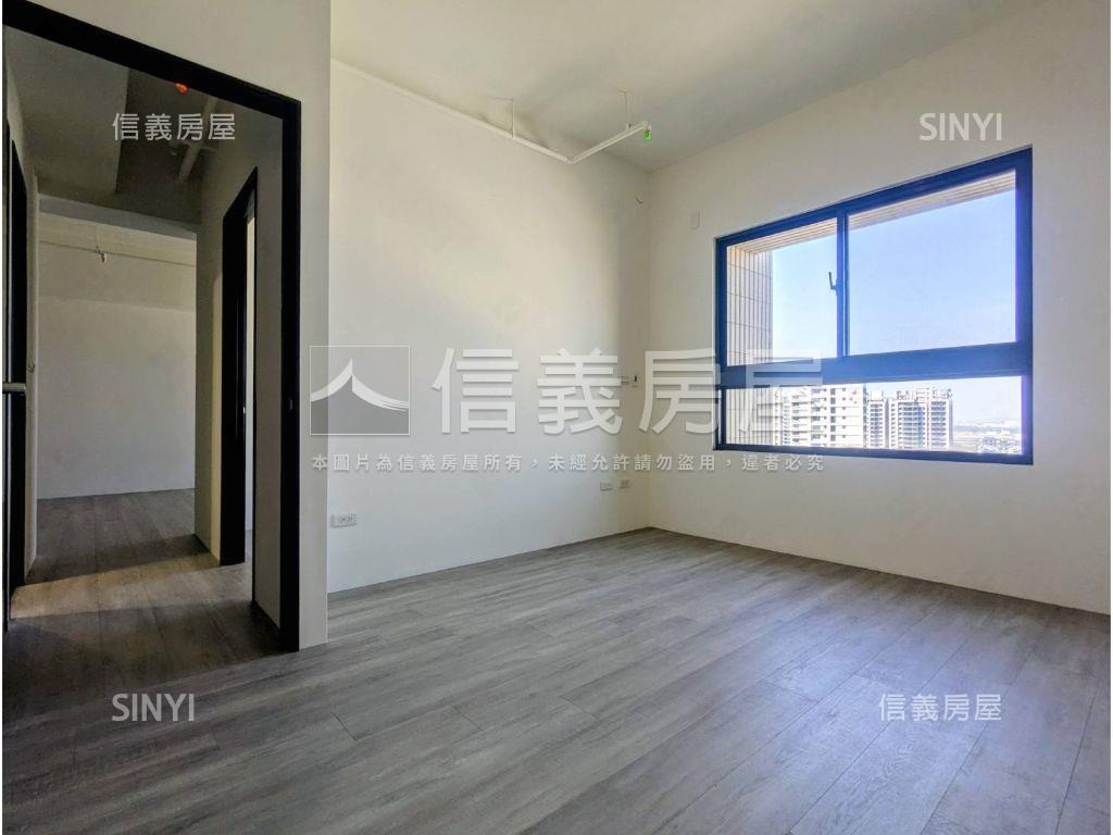 立揚ＴＯＰＯＮＥ三房平車房屋室內格局與周邊環境