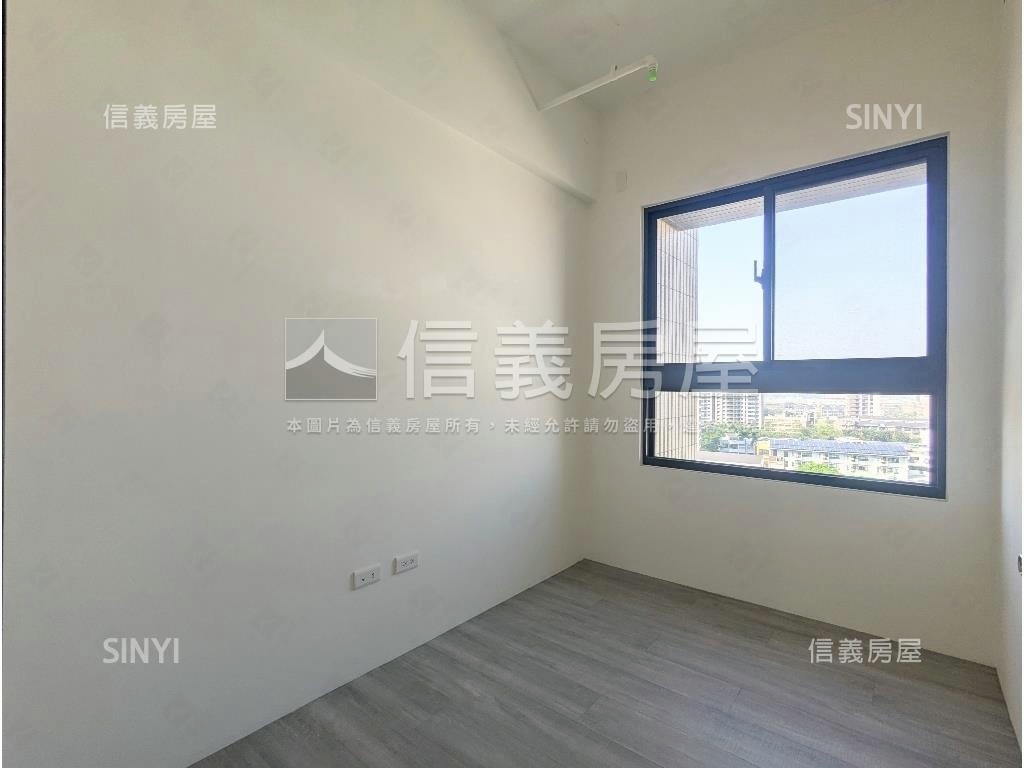 立揚ＴＯＰＯＮＥ三房平車房屋室內格局與周邊環境