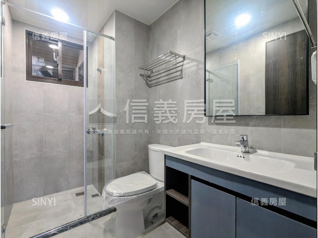 立揚ＴＯＰＯＮＥ三房平車房屋室內格局與周邊環境