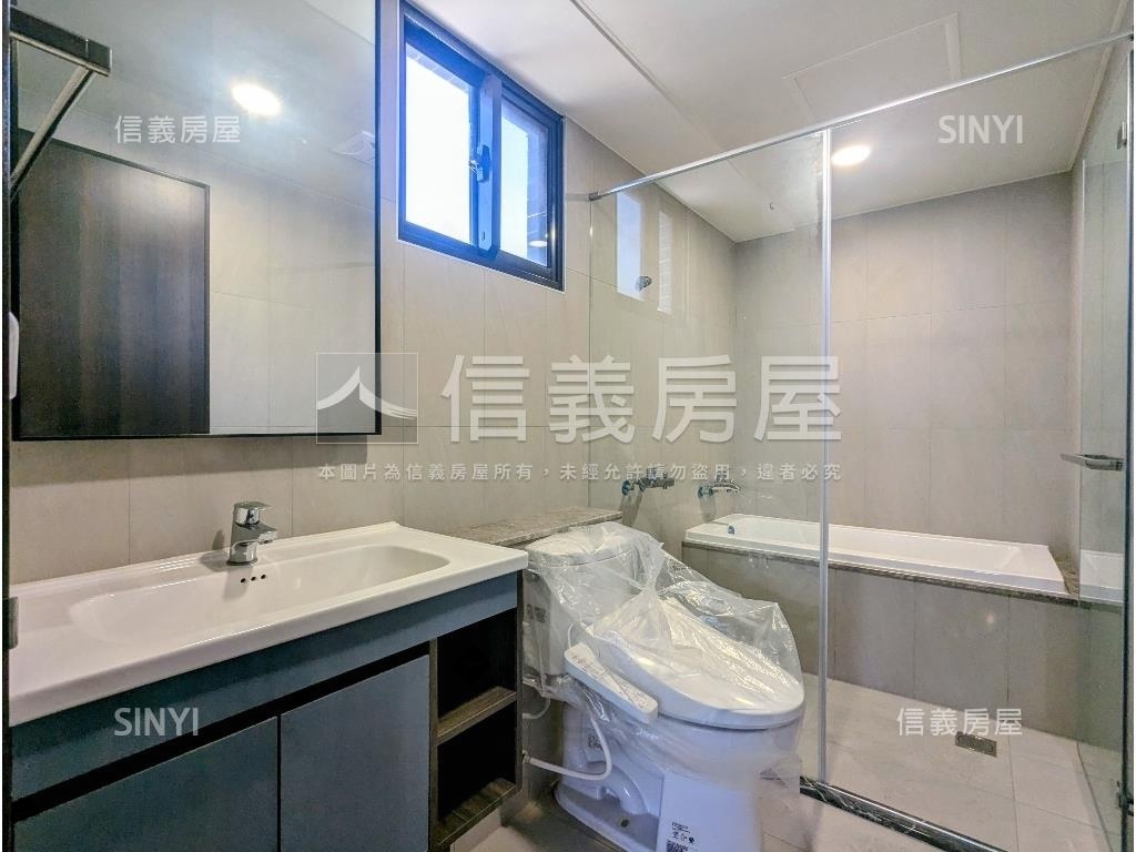 立揚ＴＯＰＯＮＥ三房平車房屋室內格局與周邊環境